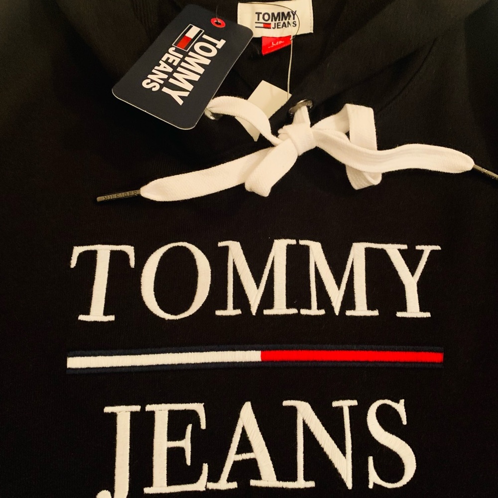 Tommy Hilfiger Small Hoodie Sweatshirt NWT size Small - Picture 2 of 4
